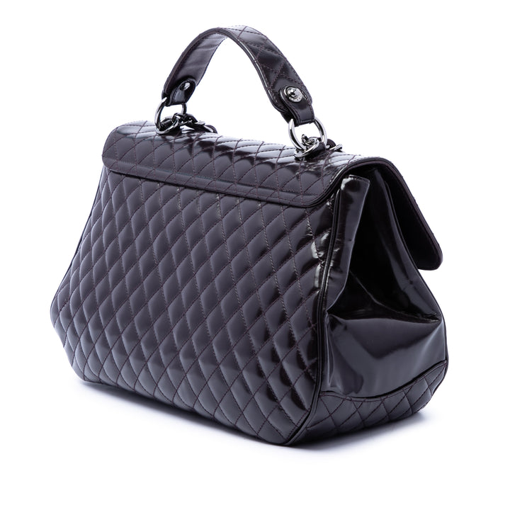 Chanel Matelassé Glazed Cuir de veau Mademoiselle Lock Kelly à rabat