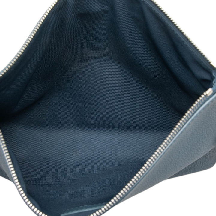 Louis Vuitton Aerogram Takeoff iPad Pochette