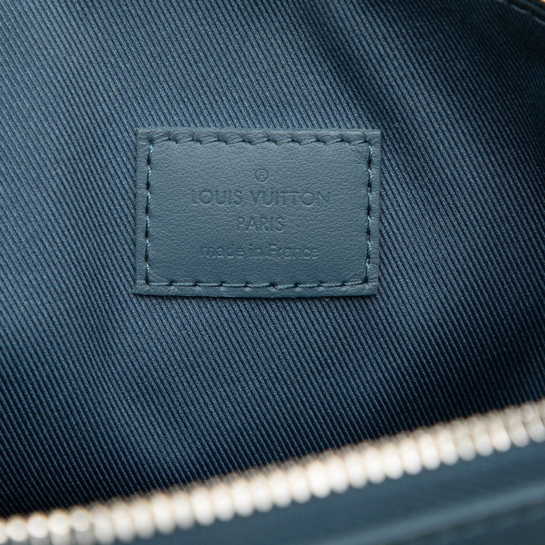Louis Vuitton Aerogram Takeoff iPad Pochette