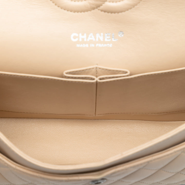 Chanel Medium Classic Cuir d’agneau Double rabat