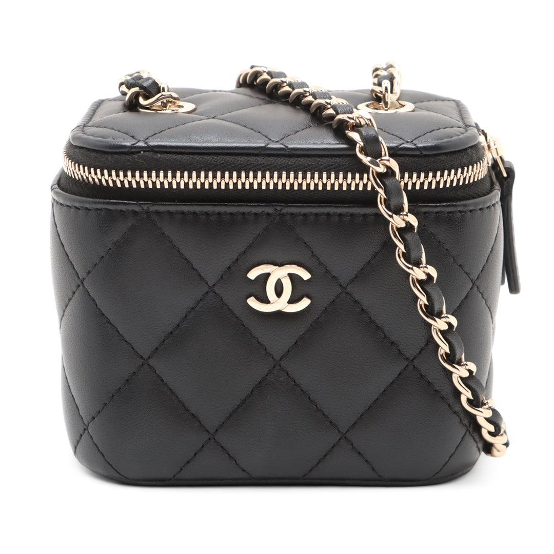 Chanel Mini Cuir d’agneau Vanity Étui with Chain Noir – GABY PARIS Authentique