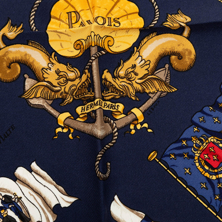 Hermès Carré Pavois 40 Bleu – vue 3 – GABY PARIS