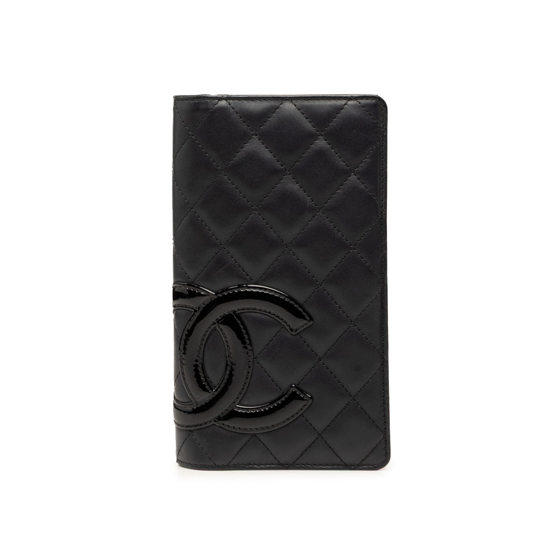 Chanel Matelassé Cuir d’agneau Cambon Ligne Bifold Portefeuille