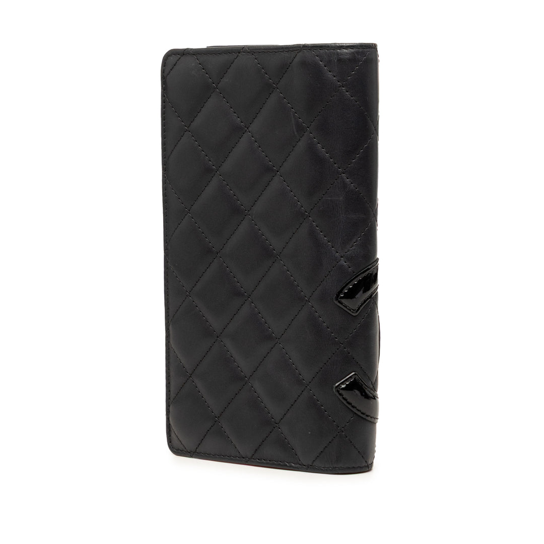 Chanel Matelassé Cuir d’agneau Cambon Ligne Bifold Portefeuille