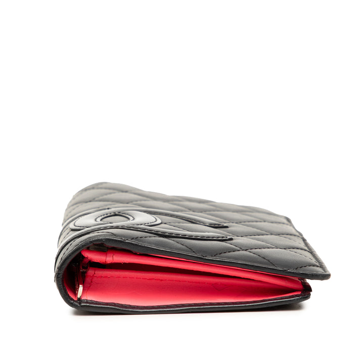 Chanel Matelassé Cuir d’agneau Cambon Ligne Bifold Portefeuille