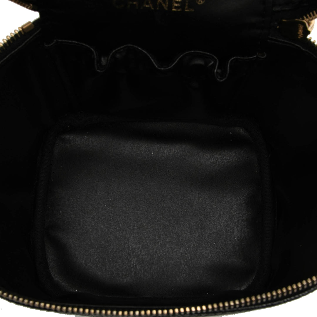 Chanel Vanity CC Cuir caviar Noir – vue 4 – GABY PARIS