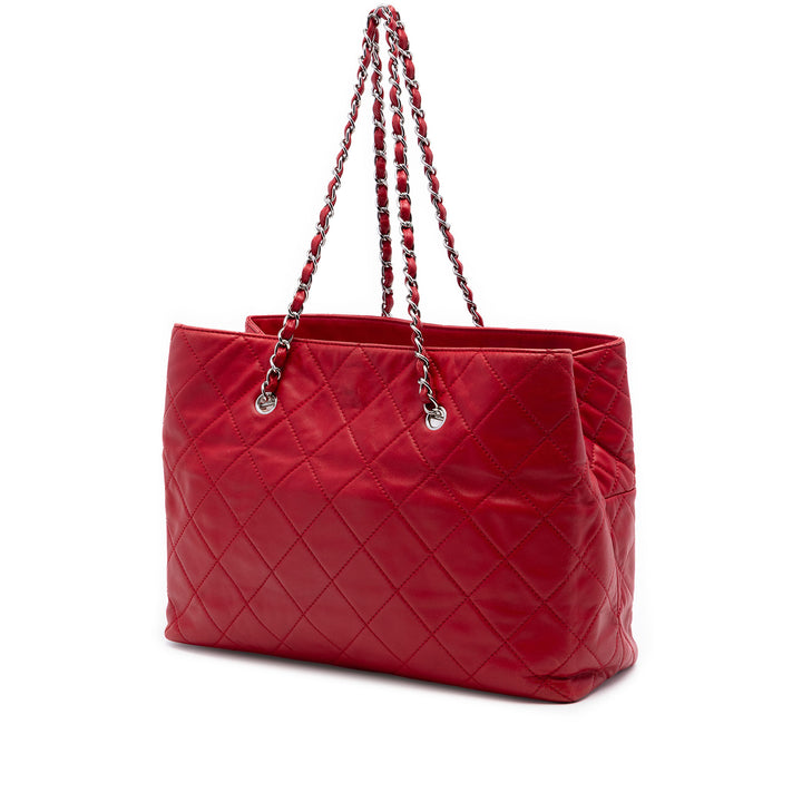 Chanel Large Matelassé Cuir de veau In The Business Cabas