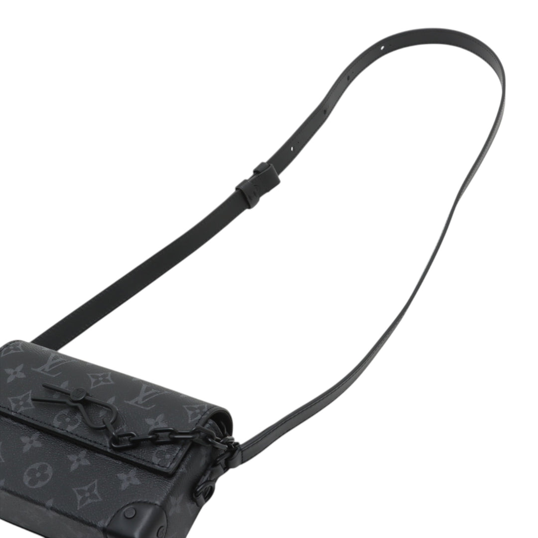 Louis Vuitton Monogram Eclipse Steamer Wearable Portefeuille