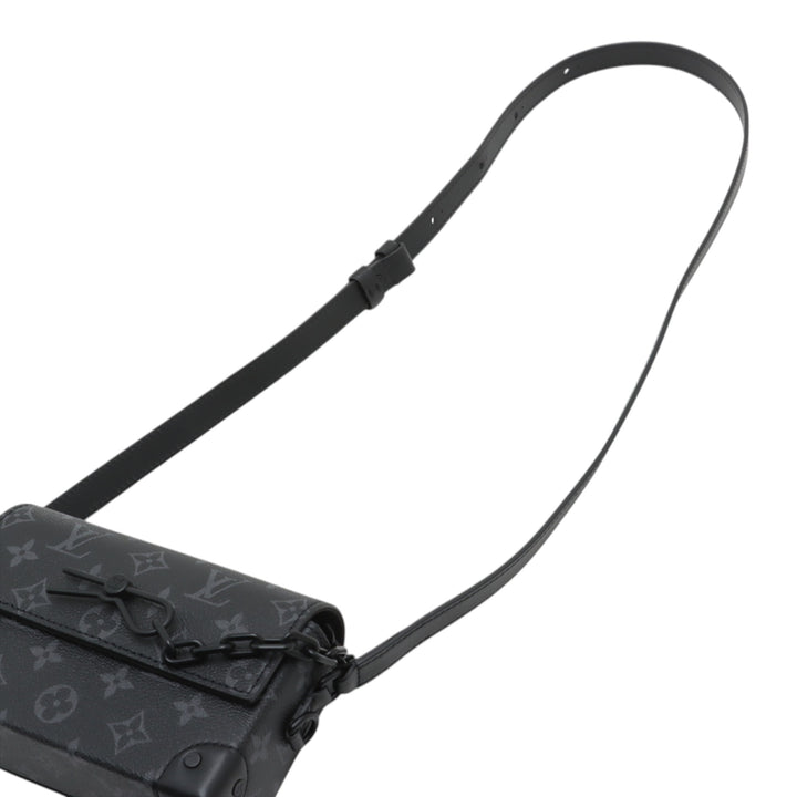 Louis Vuitton Monogram Eclipse Steamer Wearable Portefeuille