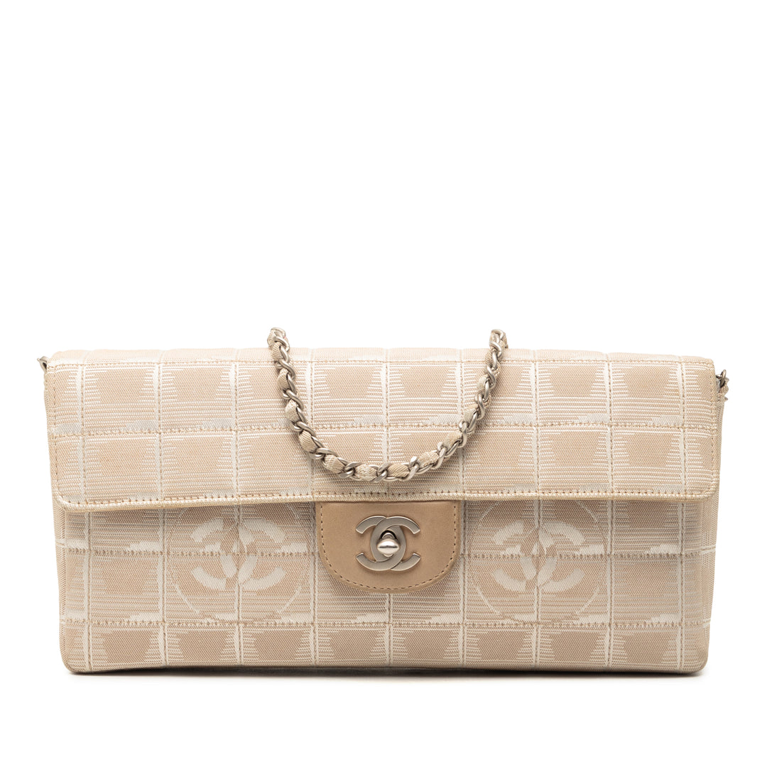 Chanel New Travel Line Nylon East West à rabat