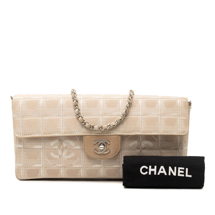 Chanel New Travel Line Nylon East West à rabat