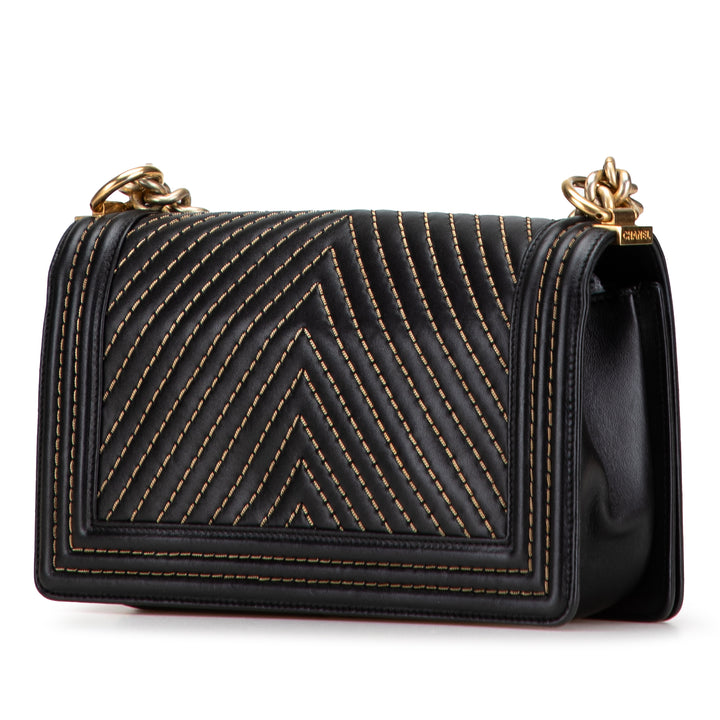 Chanel Old Medium Chevron Cuir d’agneau Stitched Boy Flap Noir