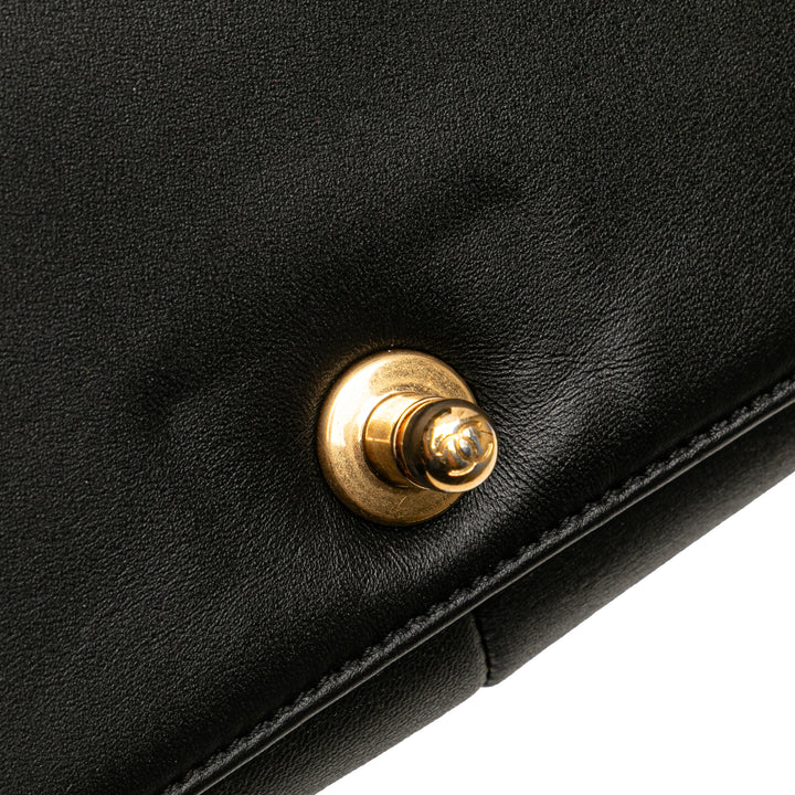 Chanel Old Medium Chevron Cuir d’agneau Stitched Boy Flap Noir