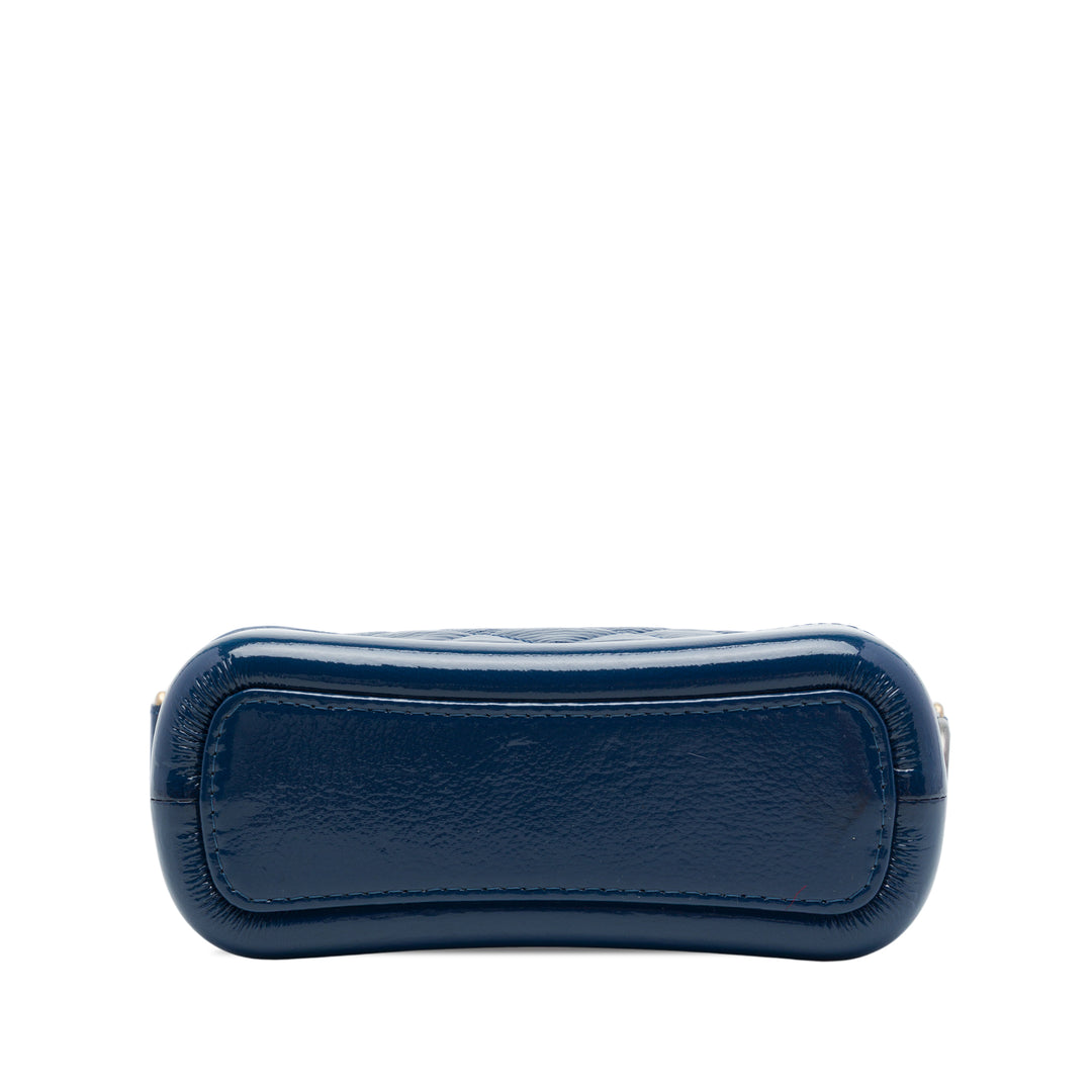 Chanel Gabrielle Sac Petit Cuir d'agneau Bleu – vue 3 – GABY PARIS