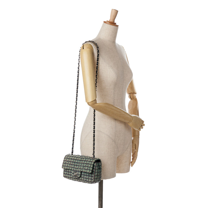 Chanel Mini Rectangular Classic Tweed Flap Vert – GABY PARIS Authentique