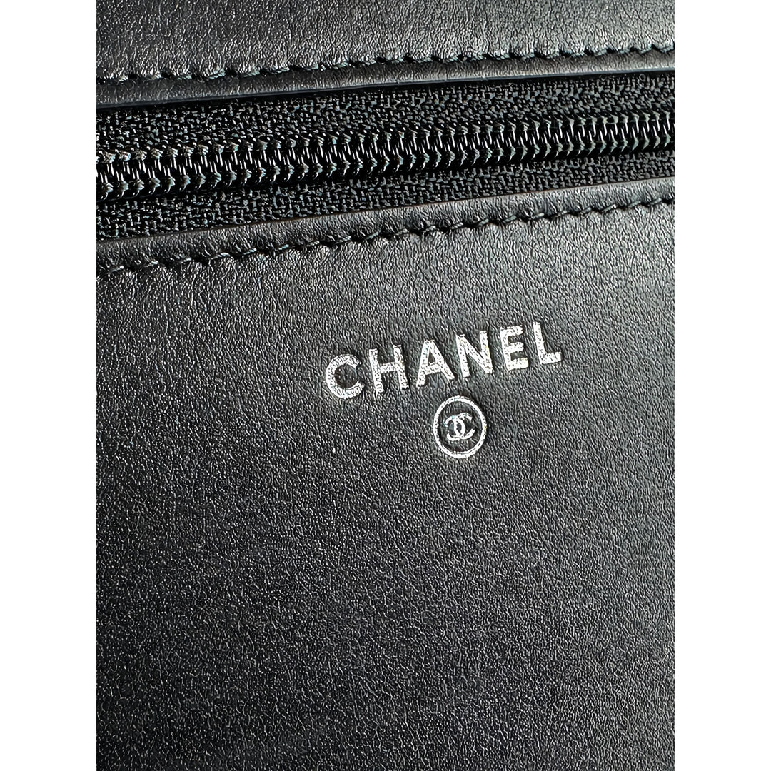 Chanel Bicolore Matelassé vieilli Gabrielle Wallet on Chain Cuir de veau Noir – vue 5 – GABY PARIS