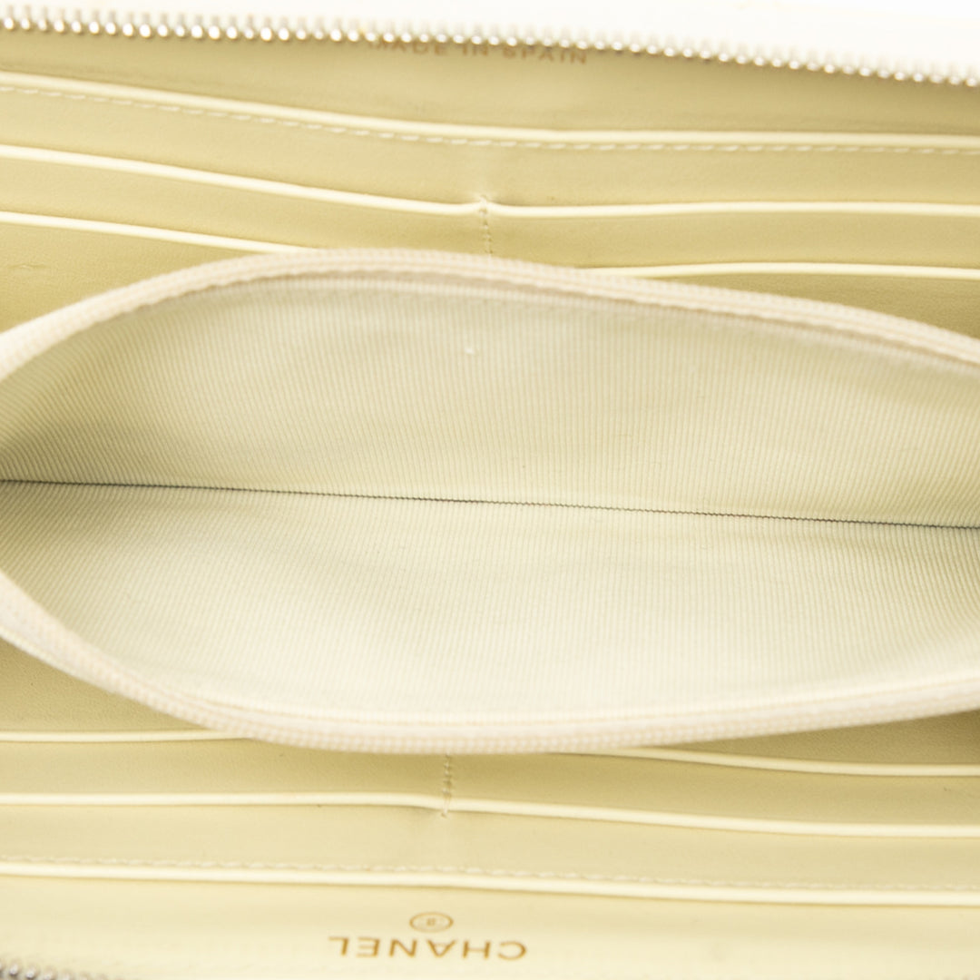 Chanel CC Matelassé Caviar Émail Rhinestone Portefeuille long zippé – GABY PARIS Authentique