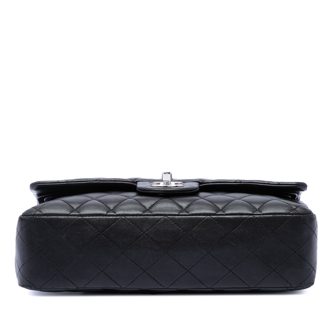Chanel Medium Classic Cuir d’agneau Double rabat