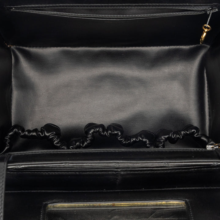 Chanel CC Surpiqué Cuir de veau Turnlock Vanity