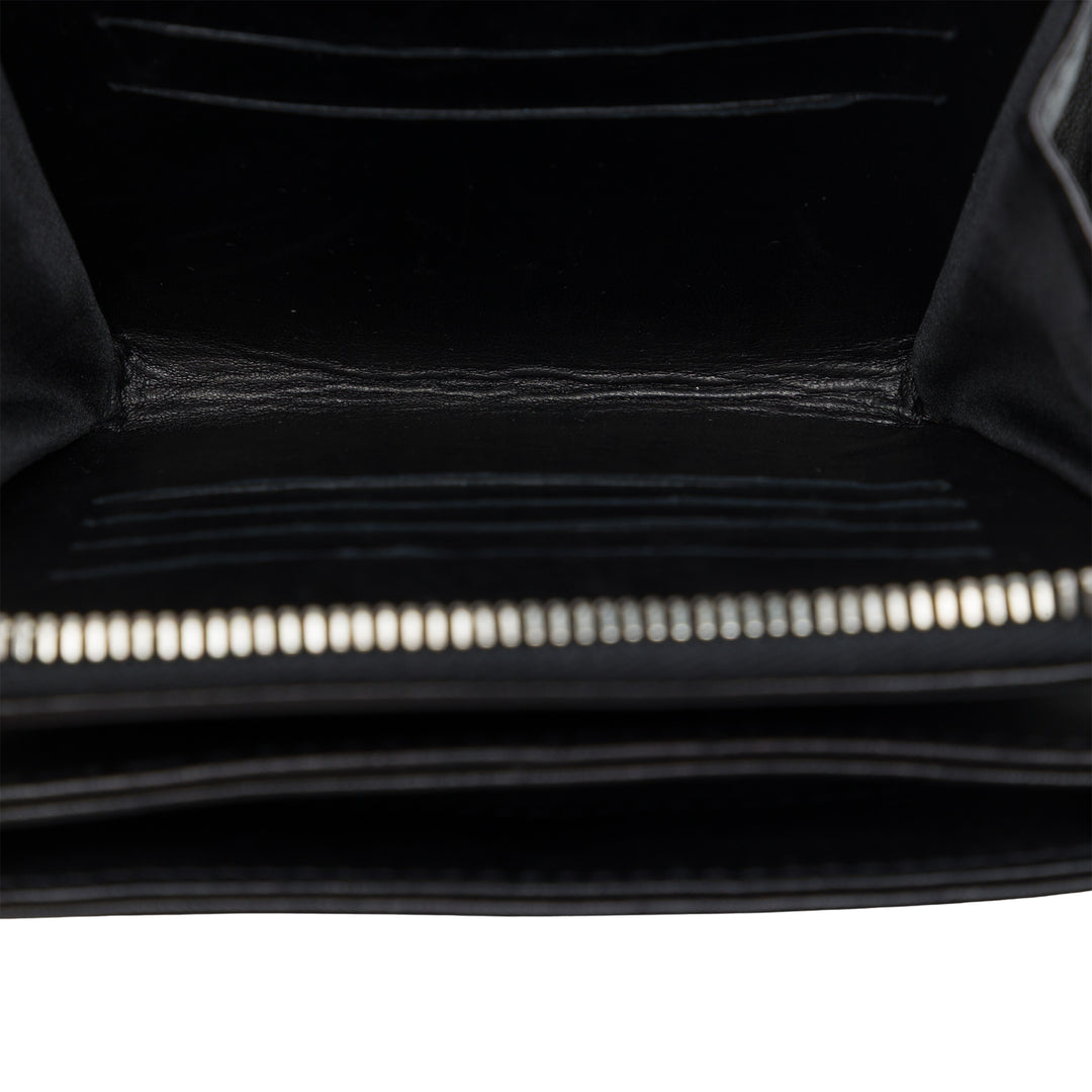 Chanel CC Matelassé Cuir d'agneau Clams Wallet on Chain