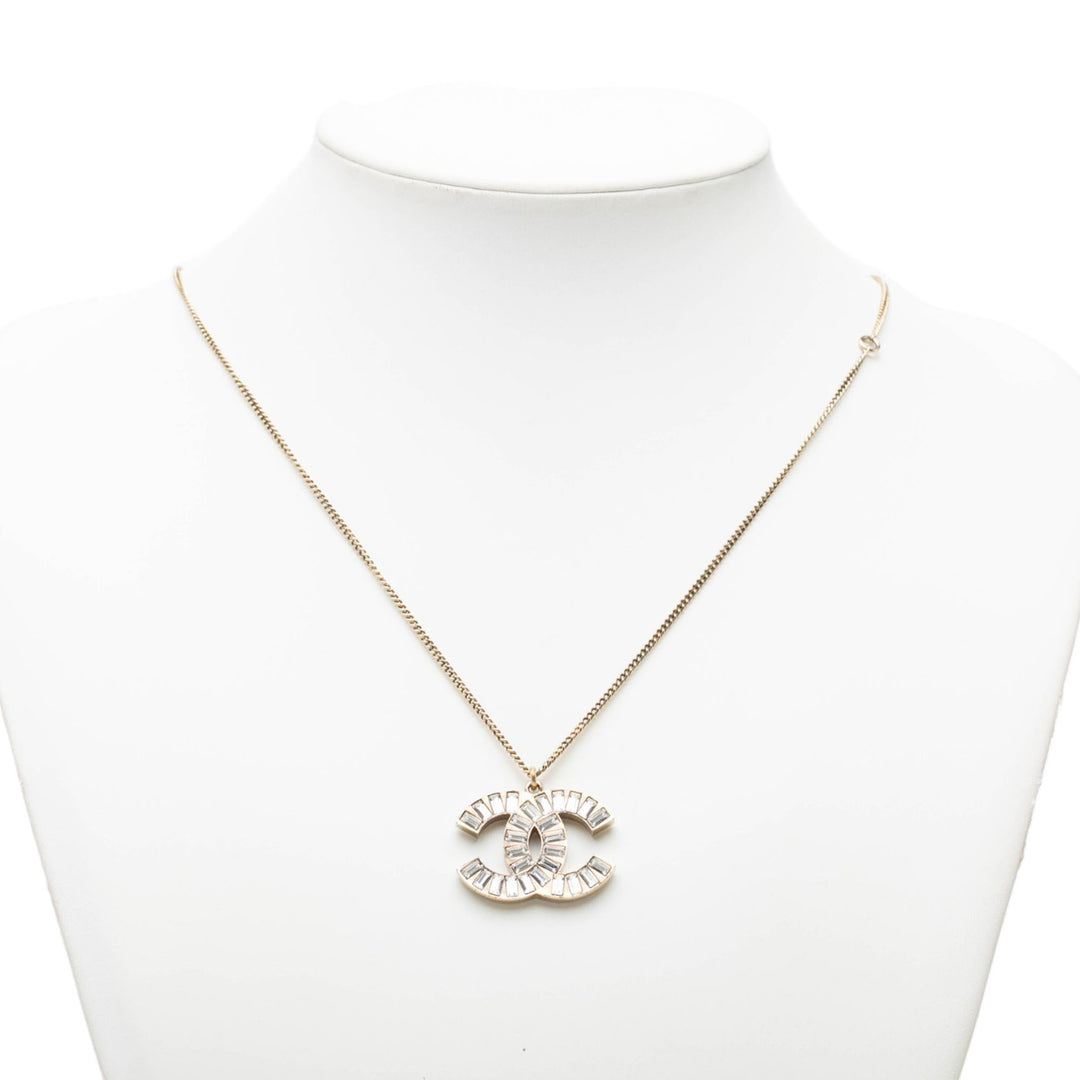 CC Brass et Strass Pendant Collier Doré