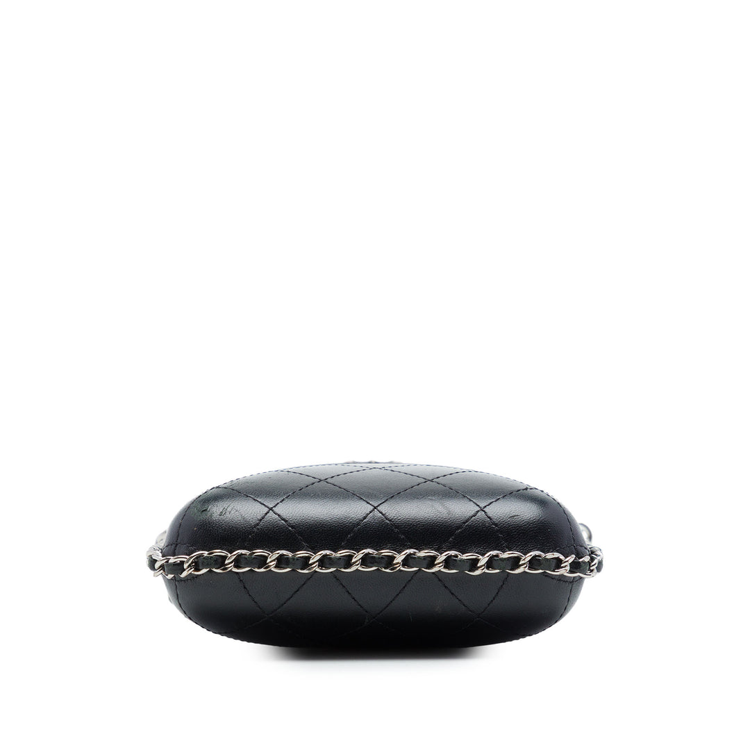 Chanel Étui téléphone CC Matelassé rond à chaîne Cuir d'agneau Noir – vue 3 – GABY PARIS