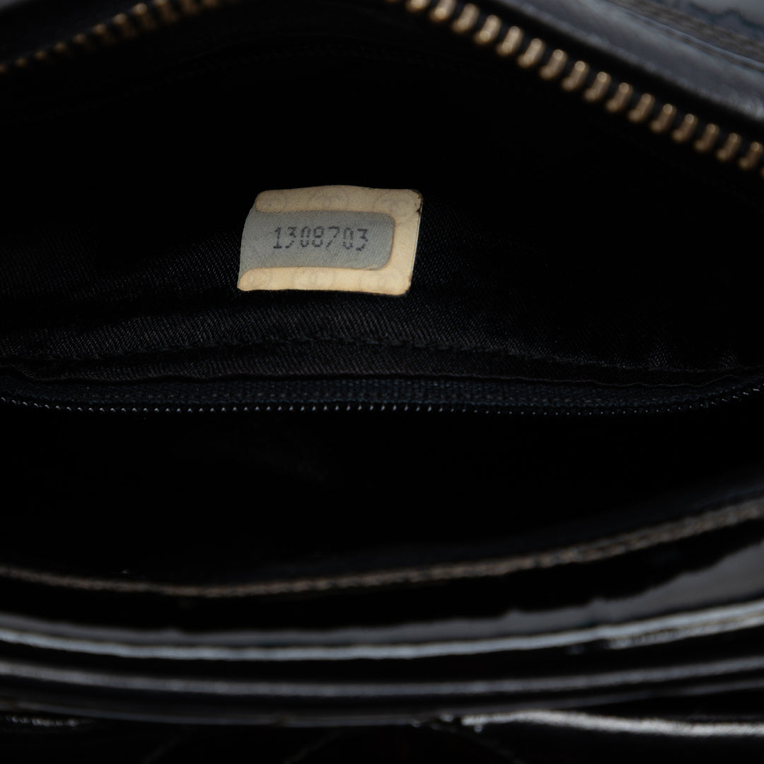Chanel CC Matelassé Cuir verni Sac caméra
