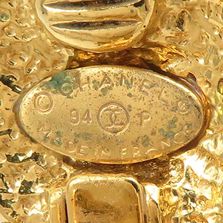 Chanel CC plaqué Rond À clip Boucles d'oreilles Doré – vue 5 – GABY PARIS