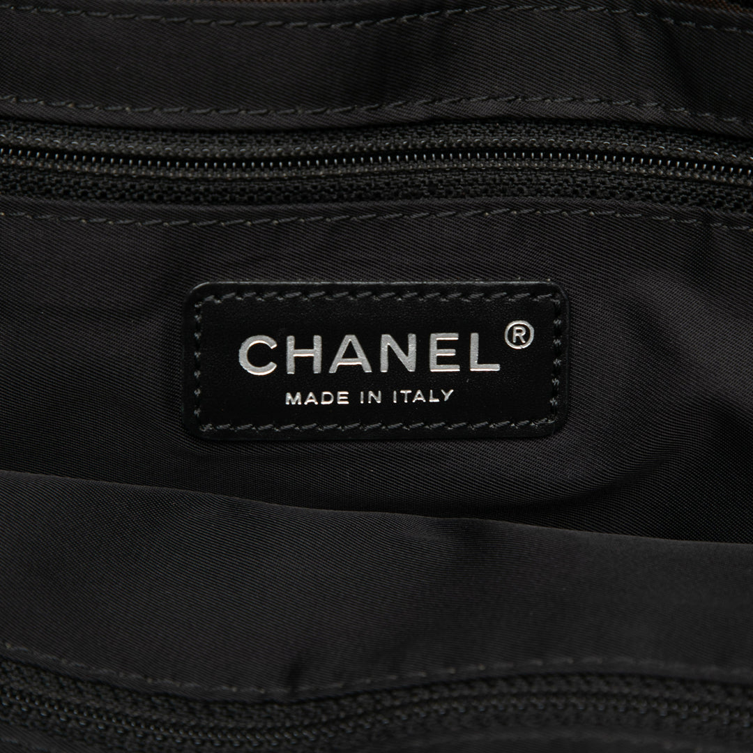 Chanel New Travel Line Nylon Cabas – GABY PARIS Authentique