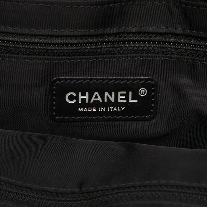 Chanel New Travel Line Nylon Cabas – GABY PARIS Authentique