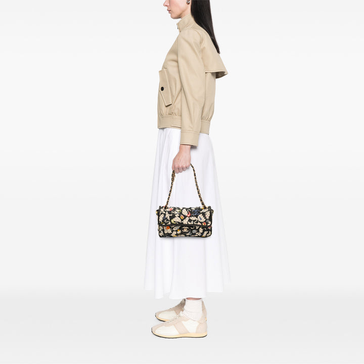 Chanel Medium Printed Toile Animals Simple rabat Noir – GABY PARIS Authentique