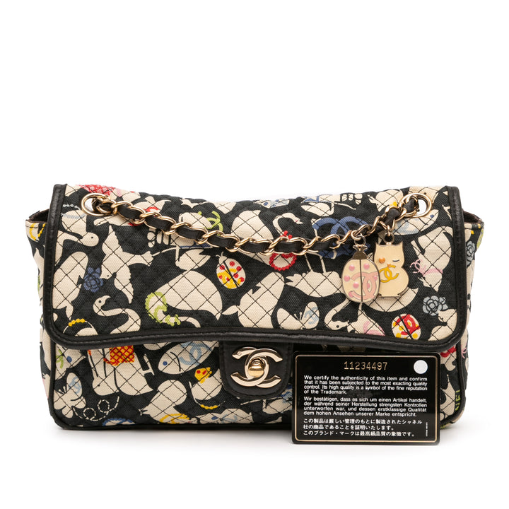 Chanel Medium Printed Toile Animals Simple rabat Noir – GABY PARIS Authentique
