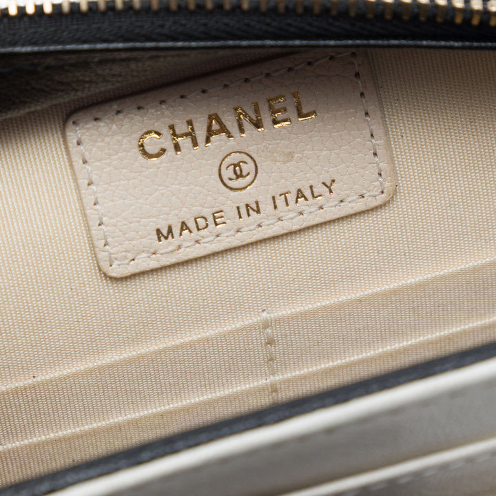 Chanel CC Tricolor Matelassé Cuir de chèvre Multi Pocket Wallet on Chain