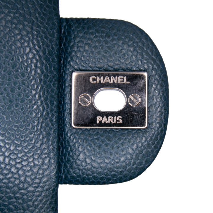 Chanel Medium Classic Caviar Double rabat Bleu – GABY PARIS Authentique