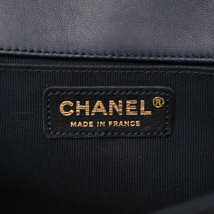 Chanel Old Medium Braided Sheepskin Boy à rabat