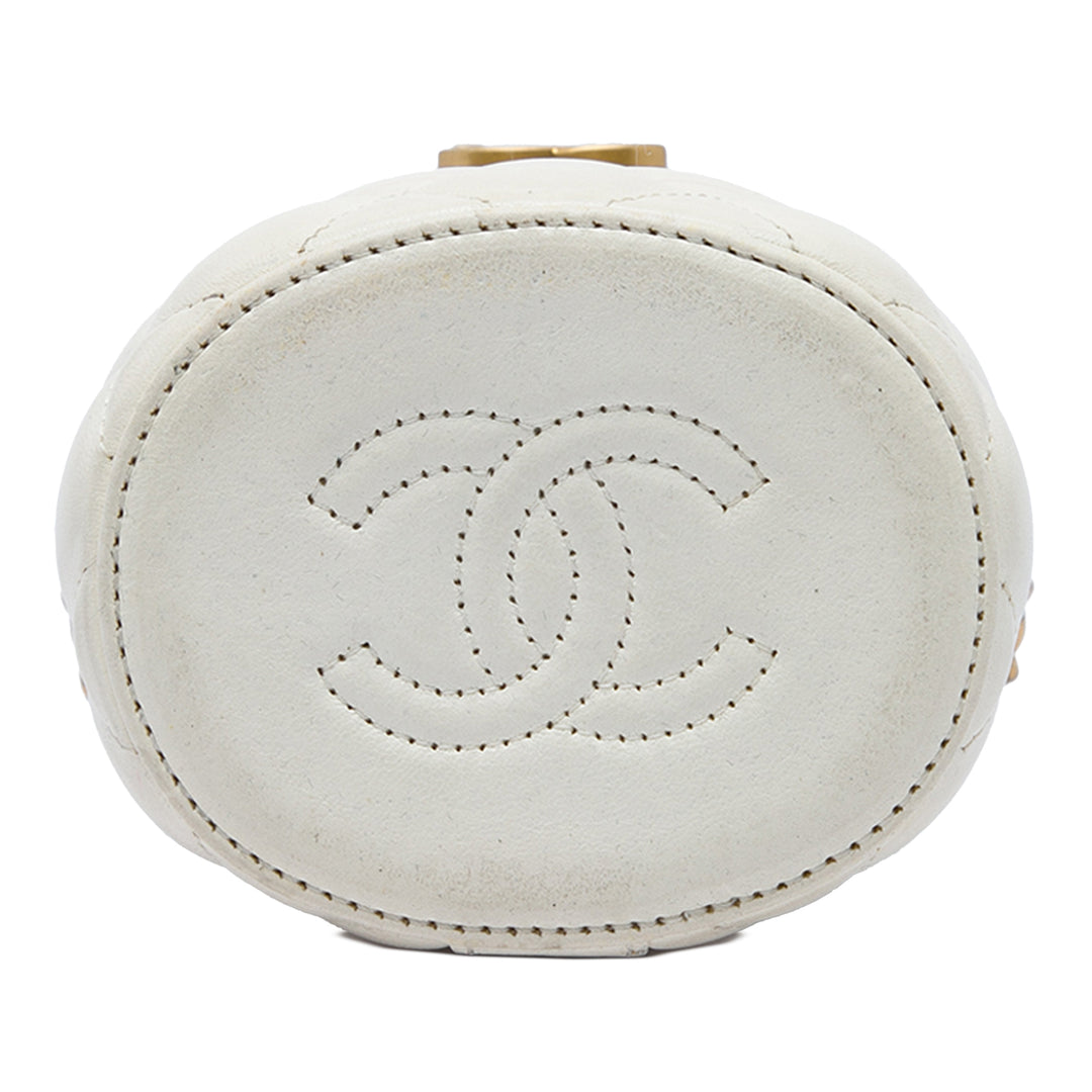 Chanel Matelassé Crown Sac boîte Mini Cuir d'agneau Blanc – vue 3 – GABY PARIS