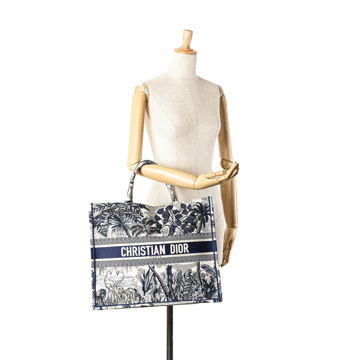 Large Canvas Embroidered Palm Tree Toile De Jouy Book Tote Blue - Gaby Paris