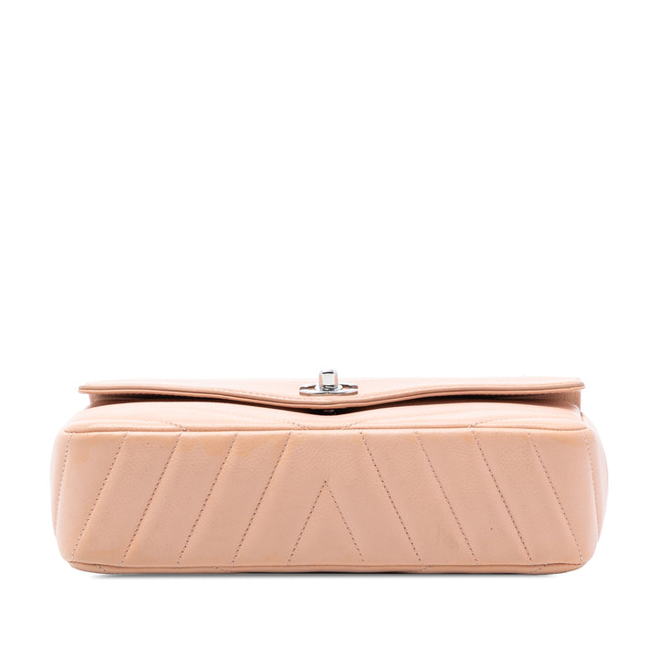 Chanel Medium Chevron Caviar Data Center Envelope à rabat