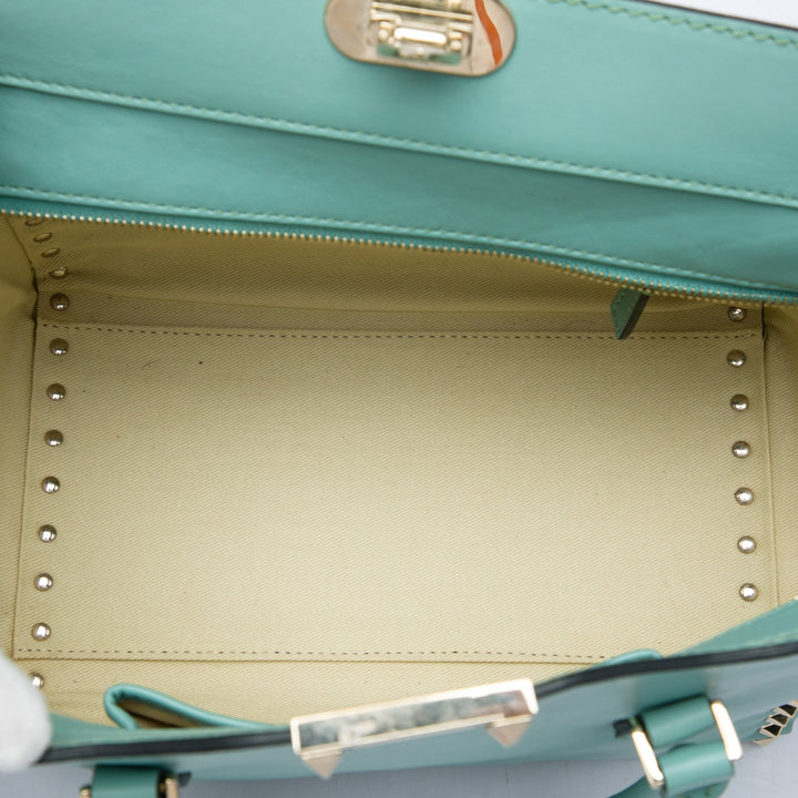 Valentino Rockstud Double Poignée Cabas Petit Bleu – vue 4 – GABY PARIS