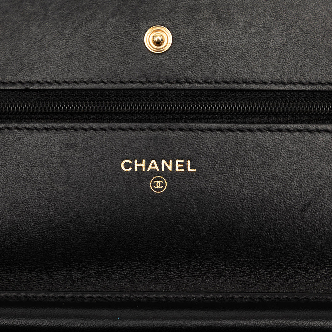 Chanel CC Matelassé Cuir d’agneau Mosaic Wallet on Chain