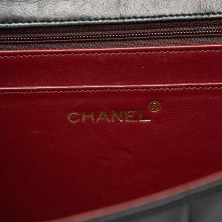 Chanel CC Vertical et Diagonal Matelassé Cuir de veau Envelope à rabat