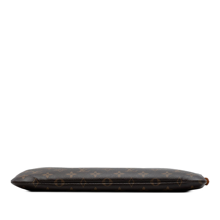 Louis Vuitton Etui Voyage MM Toile Monogram