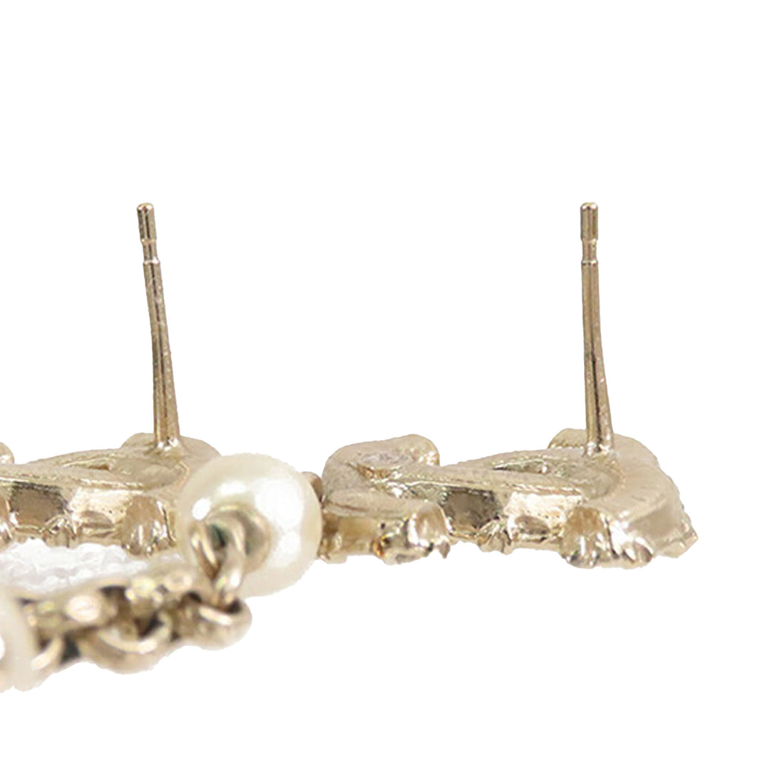 Chanel plaqué Perles fantaisie CC Dangle Bullet Back Boucle d’oreilles