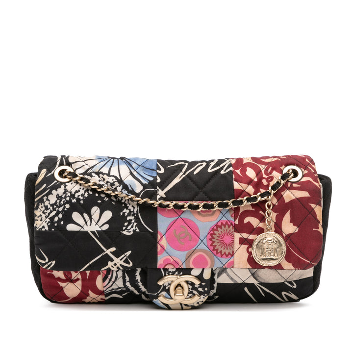 Chanel Medium Printed Nylon and Jersey Patchwork Simple rabat Noir