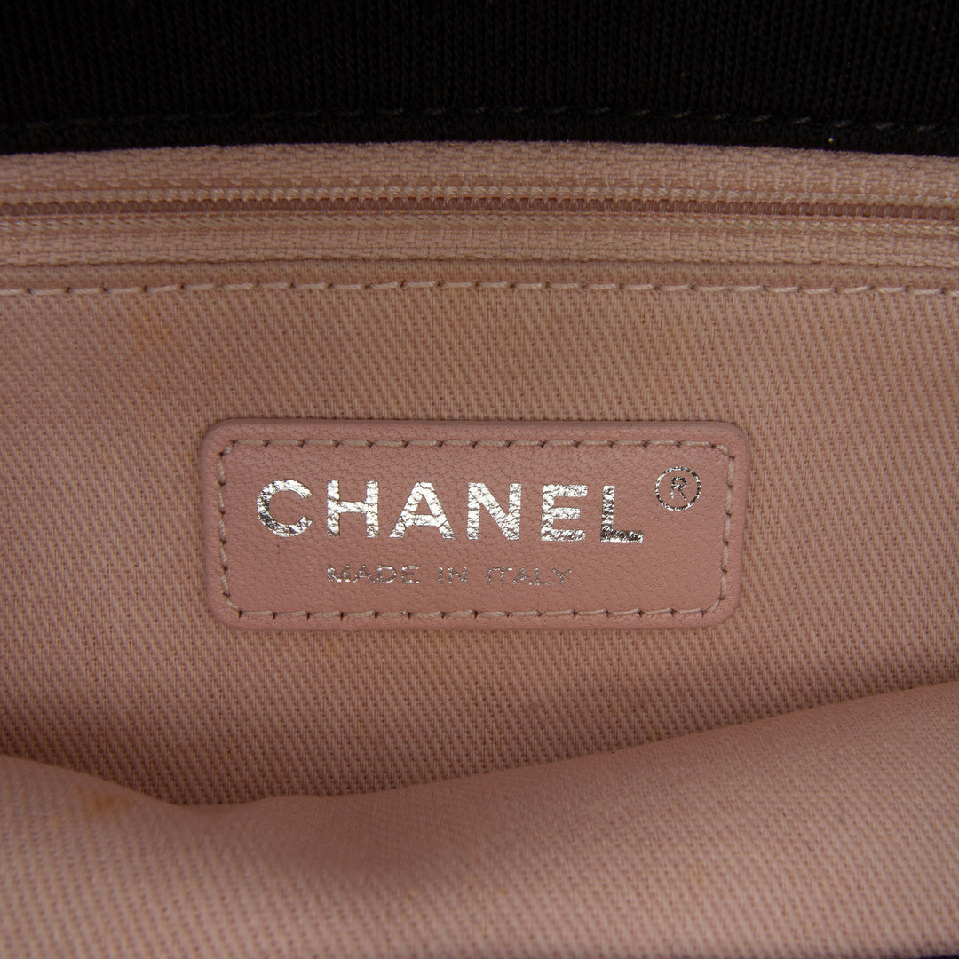 Chanel Medium Printed Nylon and Jersey Patchwork Simple rabat Noir