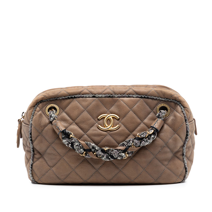 Chanel CC Matelassé Iridescent Cuir de veau Tweed Bowler Sac