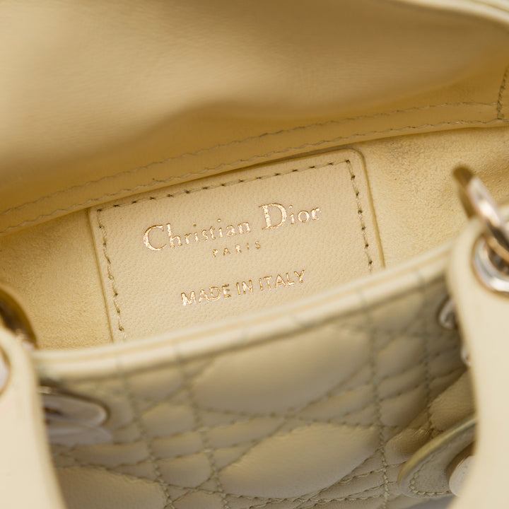 Dior Lady Dior Cannage Micro Cuir d'agneau Jaune – vue 5 – GABY PARIS