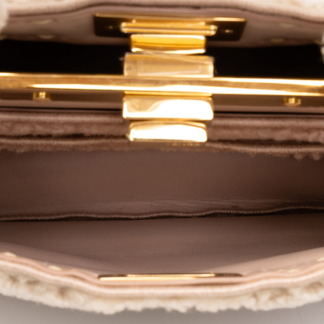Fendi Sac à main Shearling Peekaboo ISeeU Matière naturelle Petit Rose – vue 4 – GABY PARIS