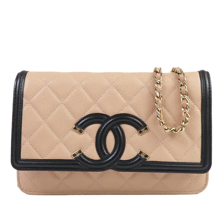 Chanel Caviar CC Filigree Wallet on Chain
