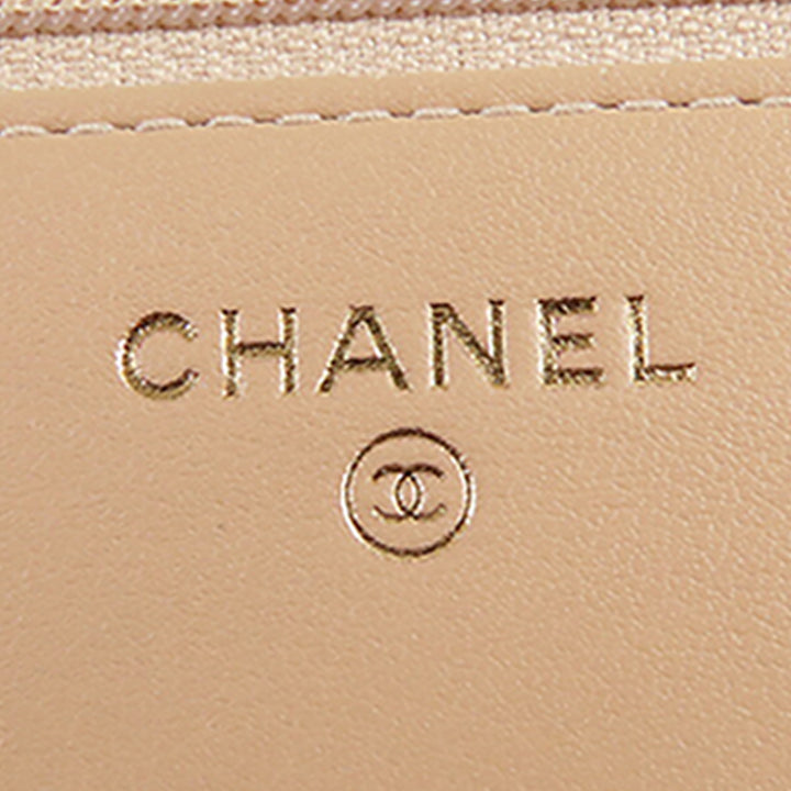 Chanel Caviar CC Filigree Wallet on Chain